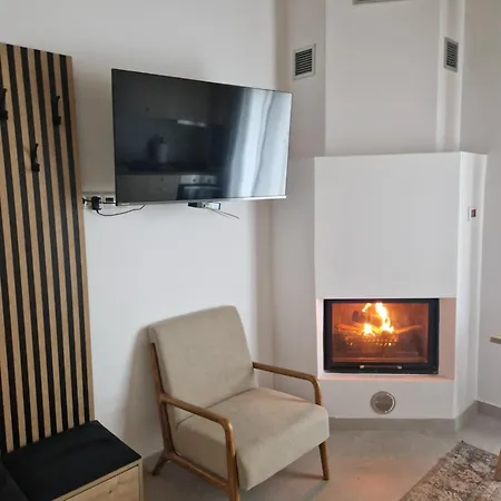 Melato Apartment *